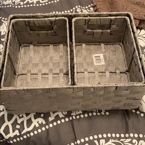 Woven storage bins